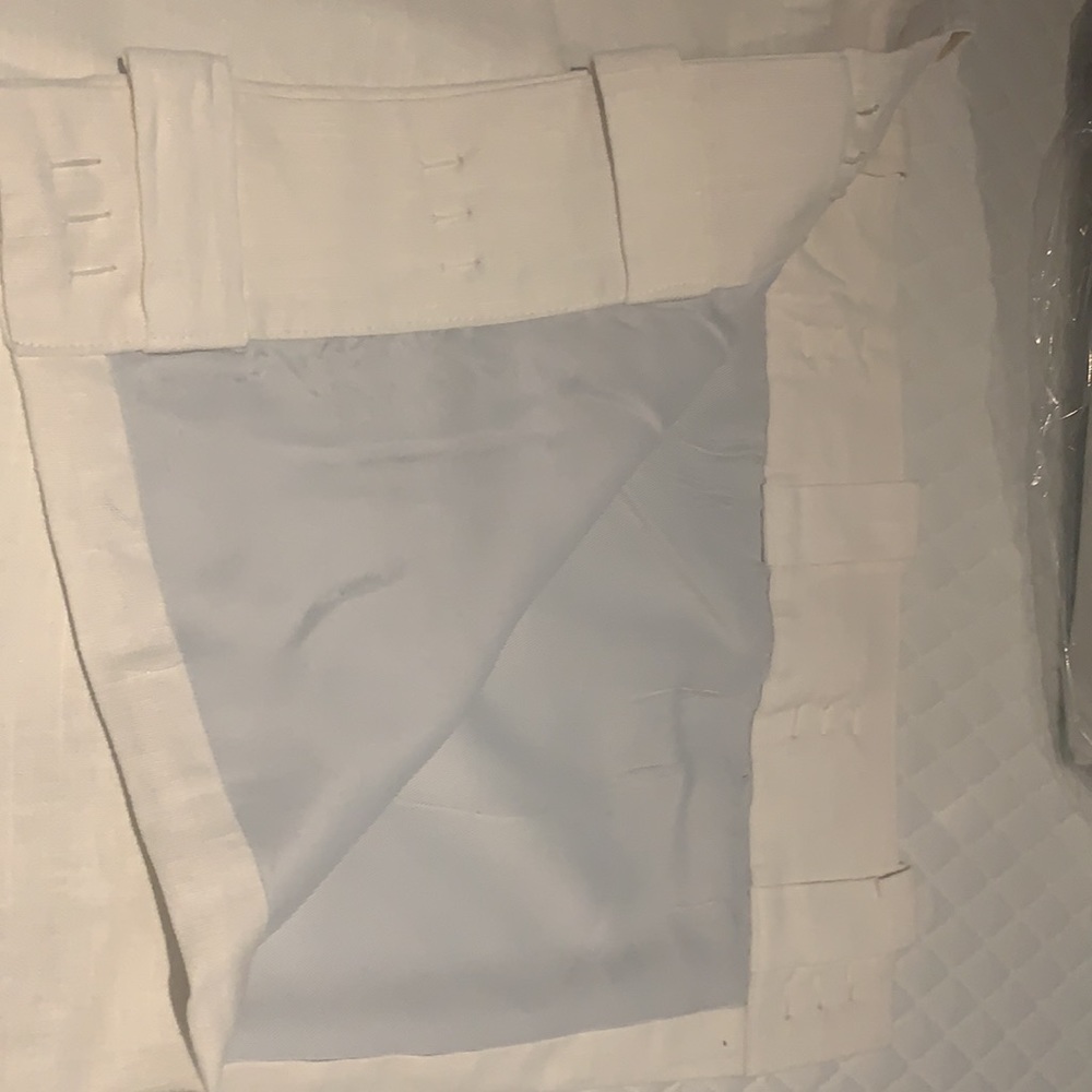 PotteryBarn Emery ivory linen curtain- just cleaned. Can Hang by rod/tab/ring - Picture 2 of 4